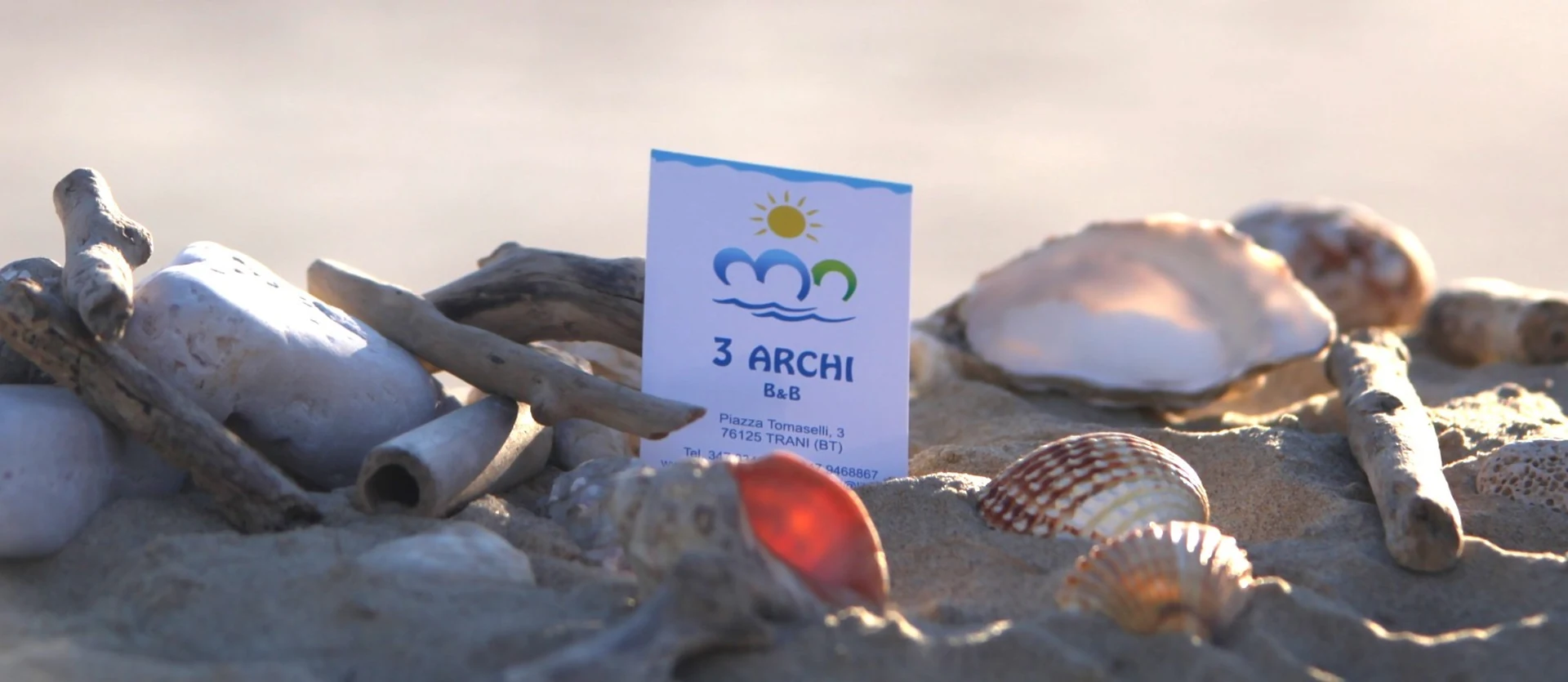 Il biglietto da visita del 3 Archi B&B tra sabbia e conchiglie